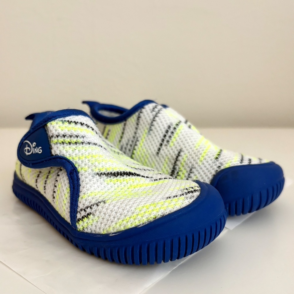 2/$29 bundle Kids Sneakers, Clogs, Mesh Shoes US 8.5 toddler - Picture 8 of 11